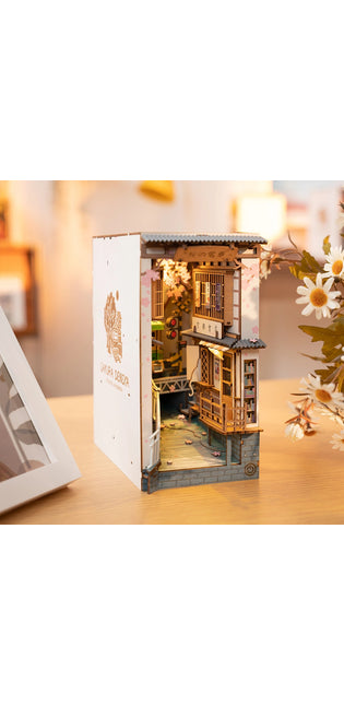 Sakura Densya BookNook