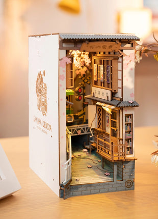 Sakura Densya BookNook